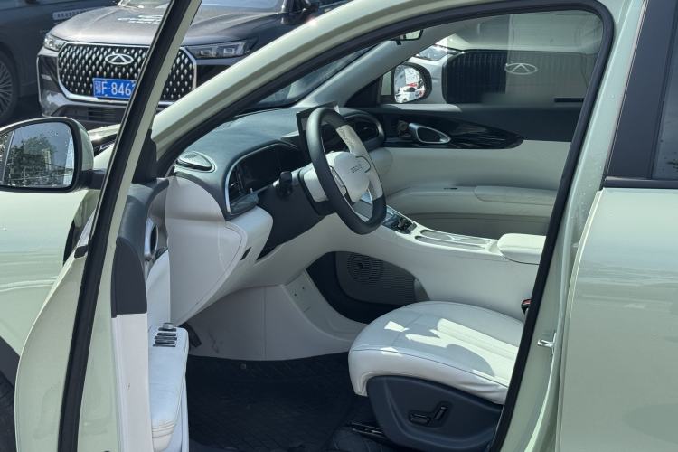Used Geely Galaxy Geome 2025 UP 410km Exploration Edition Interior 5