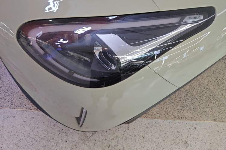 Used Geely Galaxy Geome 2025 UP 410km Exploration Edition Left Front Headlight