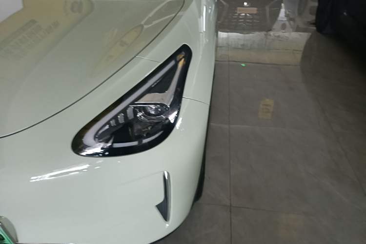 Used Geely Galaxy Geome 2025 UP 410km Exploration Edition Left Front Headlight