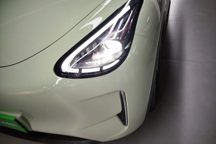 Used Geely Galaxy Geome 2025 410 km Free Version Left Front Headlight