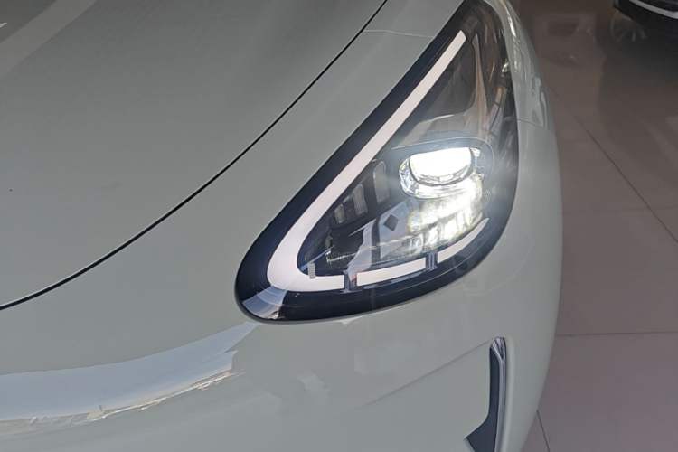 Used Geely Galaxy Geome 2025 UP 410km Exploration+ Edition Left Front Headlight