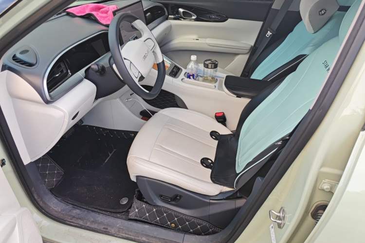 Used Geely Galaxy Geome 2025 UP 410km Exploration Edition Left Front Seat