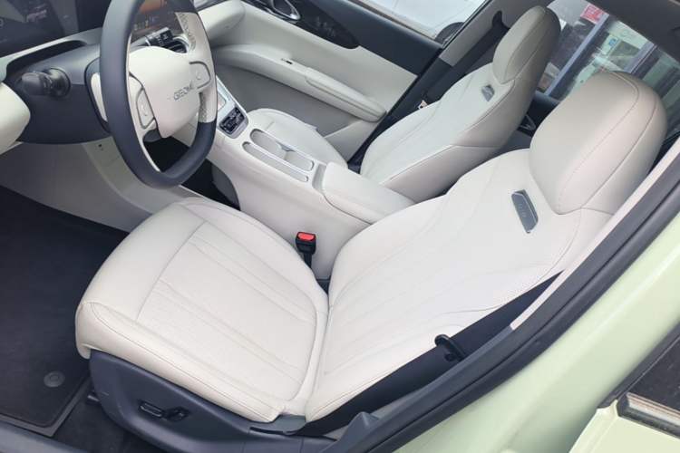 Used Geely Galaxy Geome 2025 UP 410km Exploration+ Edition Left Front Seat