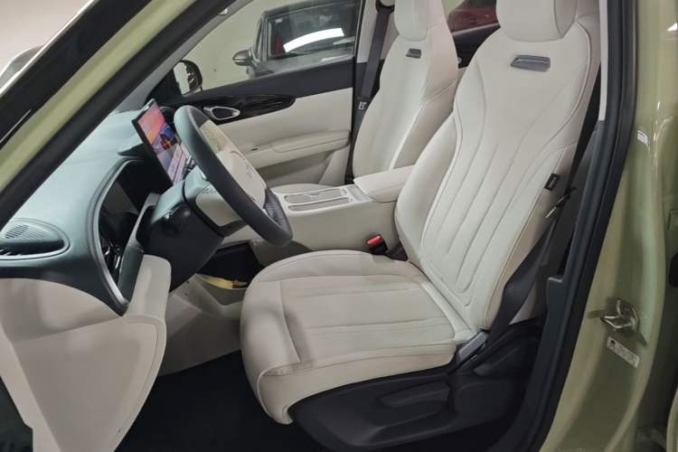 Used Geely Galaxy Geome 2025 310km Youth Edition Left Front Seat
