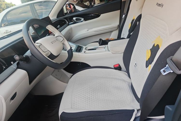 Used Geely Galaxy Geome 2025 UP 410km Exploration Edition Left Front Seat