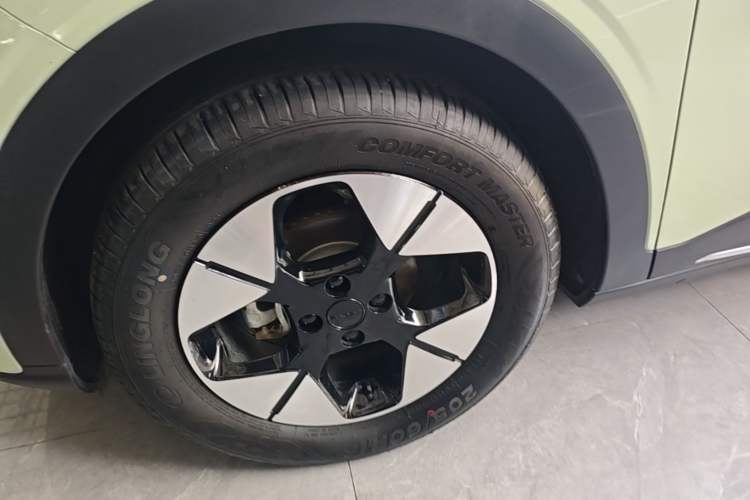 Used Geely Galaxy Geome 2025 UP 410km Exploration Edition Left Front Wheel Hub