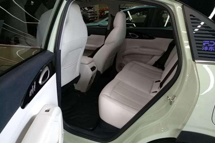 Used Geely Galaxy Geome 2025 UP 410km Exploration+ Edition Left Rear Seat