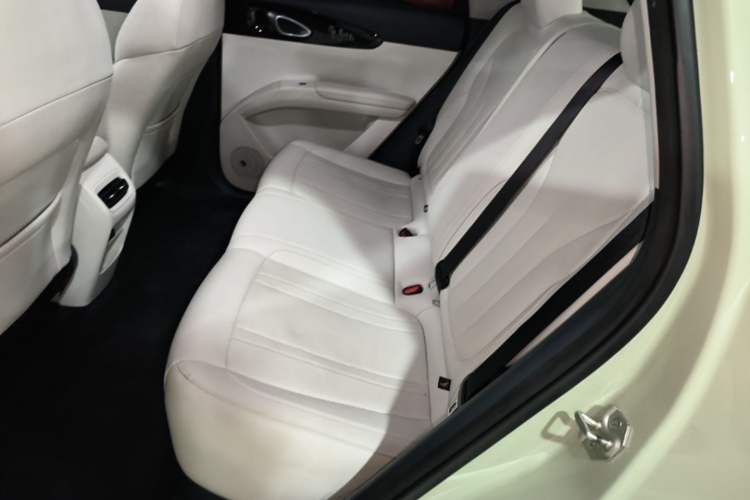 Used Geely Galaxy Geome 2025 UP 410km Exploration+ Edition Left Rear Seat