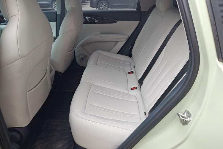 Used Geely Galaxy Geome 2025 310km Youth Edition Left Rear Seat