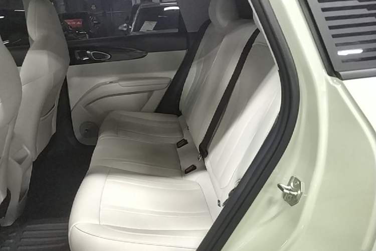 Used Geely Galaxy Geome 2025 310km Youth Edition Left Rear Seat