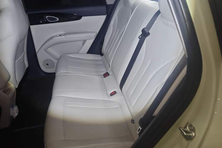 Used Geely Galaxy Geome 2025 310km Youth Edition Left Rear Seat
