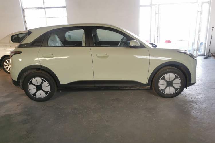 Used Geely Galaxy Geome 2025 310km Youth Edition Left Side