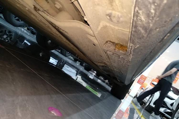 Used Geely Galaxy Geome 2025 UP 410km Exploration+ Edition Left Side Sill
