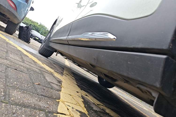 Used Geely Galaxy Geome 2025 UP 410km Exploration Edition Left Side Sill