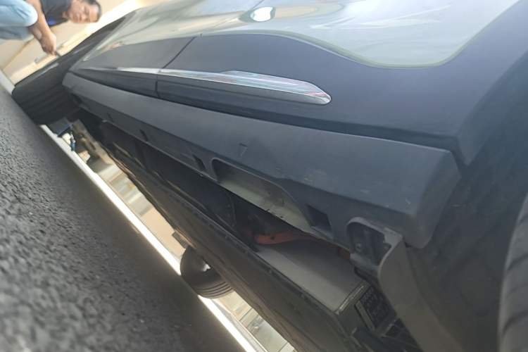 Used Geely Galaxy Geome 2025 UP 410km Exploration+ Edition Left Side Sill