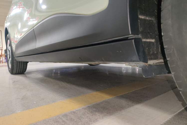 Used Geely Galaxy Geome 2025 310km Youth Edition Left Side Sill