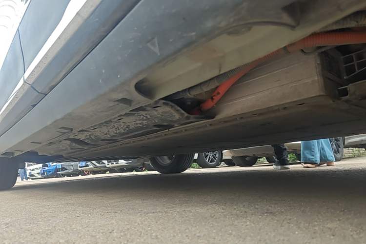 Used Geely Galaxy Geome 2025 UP 410km Exploration+ Edition Left Side Sill