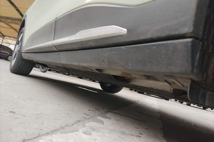 Used Geely Galaxy Geome 2025 UP 410km Exploration Edition Left Side Sill