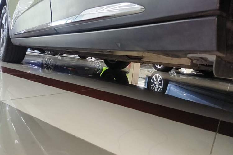 Used Geely Galaxy Geome 2025 UP 410km Exploration+ Edition Left Side Sill