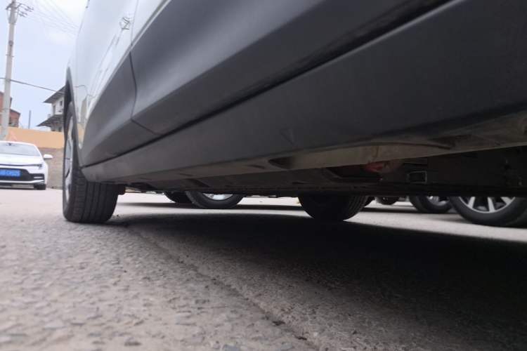 Used Geely Galaxy Geome 2025 310km Youth Edition Left Side Sill