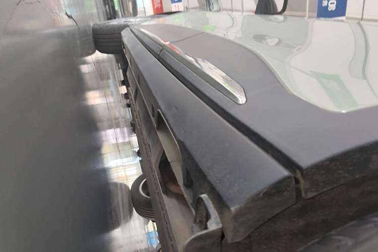 Used Geely Galaxy Geome 2025 UP 410km Exploration+ Edition Left Side Sill