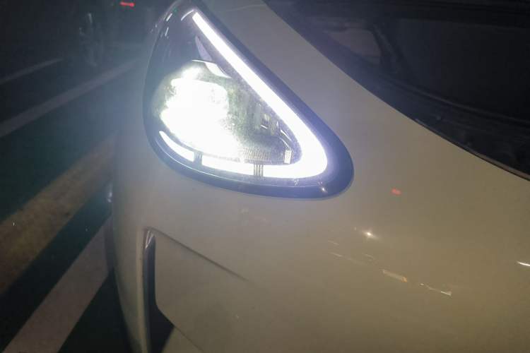 Used Geely Galaxy Geome 2025 UP 410km Exploration+ Edition Right Front Headlight