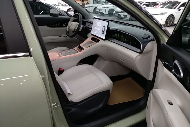 Used Geely Galaxy Geome 2025 UP 410km Exploration+ Edition Right Front Seat