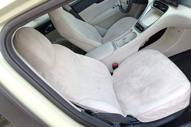 Used Geely Galaxy Geome 2025 UP 410km Exploration Edition Right Front Seat