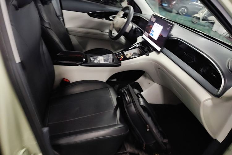 Used Geely Galaxy Geome 2025 UP 410km Exploration Edition Right Front Seat