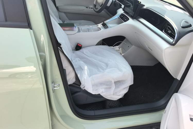 Used Geely Galaxy Geome 2025 310km Youth Edition Right Front Seat