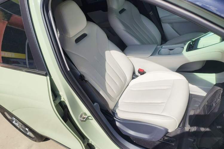 Used Geely Galaxy Geome 2025 UP 410km Exploration+ Edition Right Front Seat