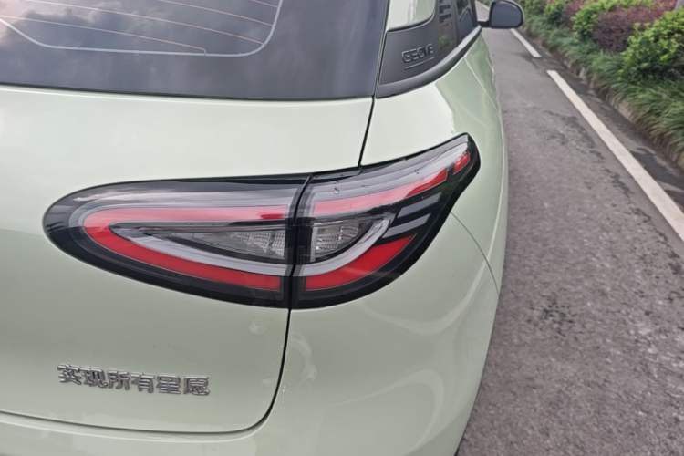Used Geely Galaxy Geome 2025 310km Dream Edition Right Rear Taillight