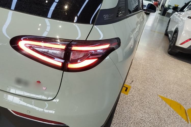 Used Geely Galaxy Geome 2025 310km Dream Edition Right Rear Taillight