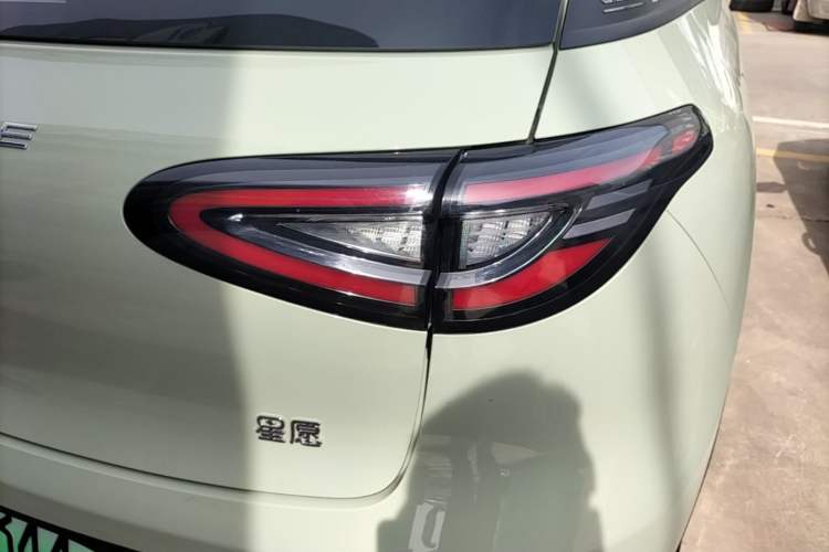 Used Geely Galaxy Geome 2025 410 km Free Version Right Rear Taillight