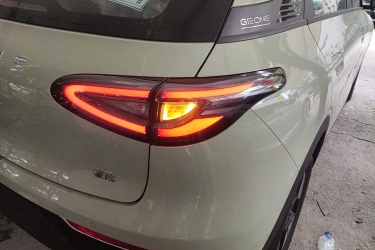 Used Geely Galaxy Geome 2025 310km Dream Edition Right Rear Taillight