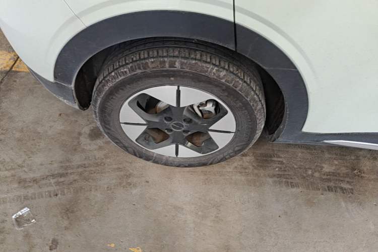 Used Geely Galaxy Geome 2025 UP 410km Exploration Edition Right Rear Wheel Hub