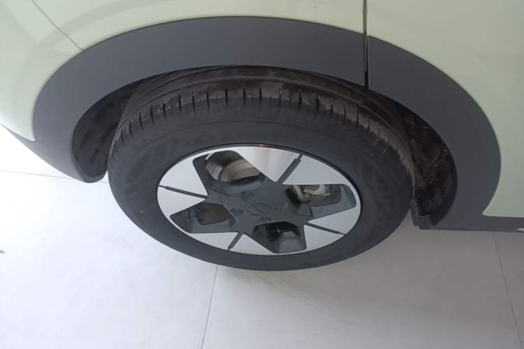 Used Geely Galaxy Geome 2025 310km Dream Edition Right Rear Wheel Hub