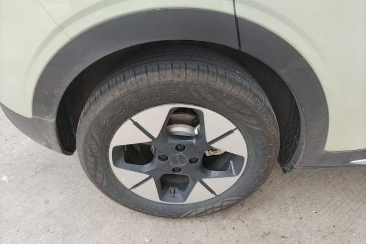Used Geely Galaxy Geome 2025 UP 410km Exploration Edition Right Rear Wheel Hub