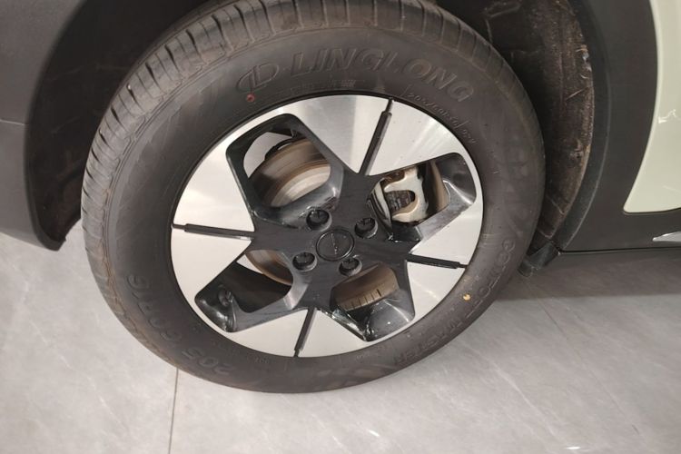 Used Geely Galaxy Geome 2025 410 km Free Version Right Rear Wheel Hub