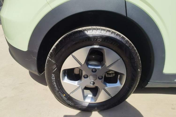 Used Geely Galaxy Geome 2025 UP 410km Exploration+ Edition Right Rear Wheel Hub