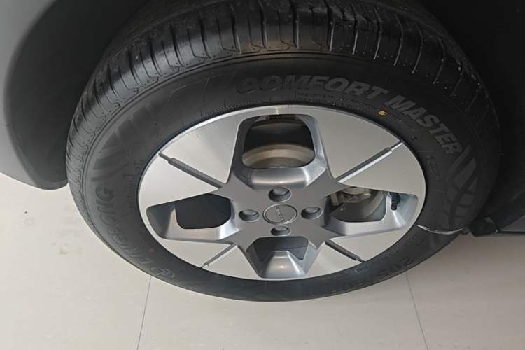 Used Geely Galaxy Geome 2025 UP 410km Exploration+ Edition Right Rear Wheel Hub