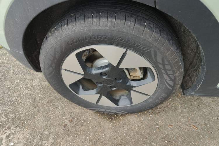 Used Geely Galaxy Geome 2025 UP 410km Exploration Edition Right Rear Wheel Hub