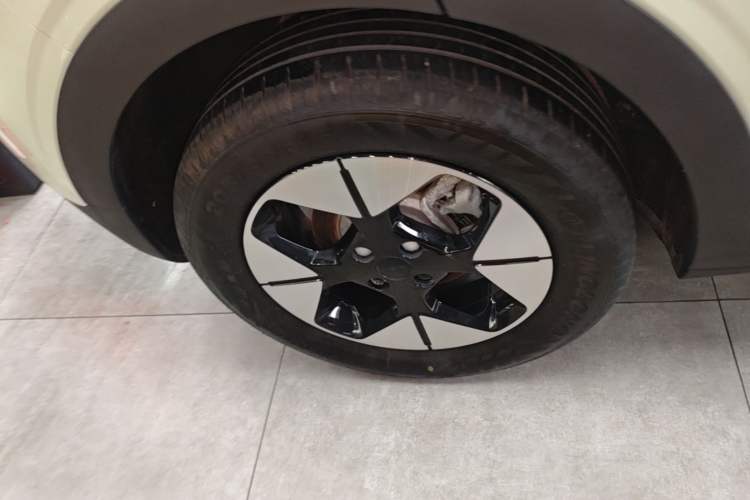 Used Geely Galaxy Geome 2025 310km Dream Edition Right Rear Wheel Hub