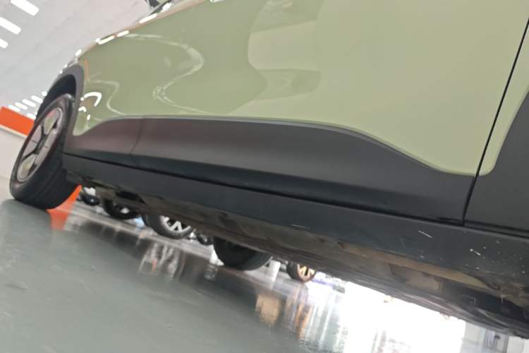 Used Geely Galaxy Geome 2025 310km Youth Edition Right Side Sill