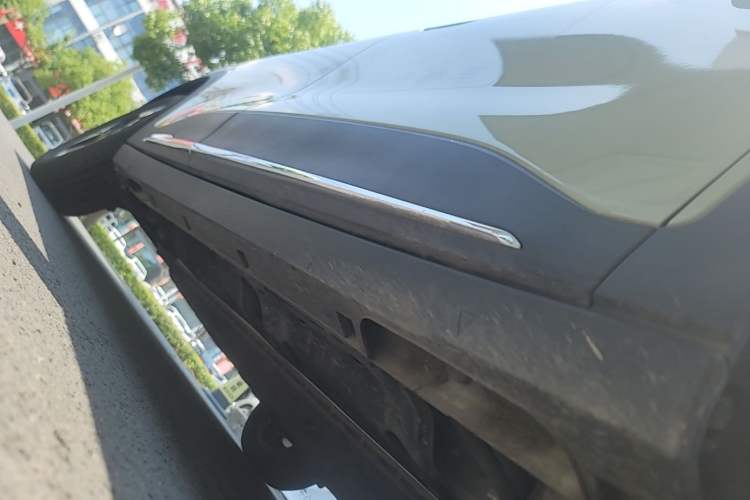 Used Geely Galaxy Geome 2025 UP 410km Exploration+ Edition Right Side Sill