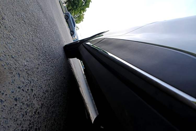 Used Geely Galaxy Geome 2025 UP 410km Exploration Edition Right Side Sill
