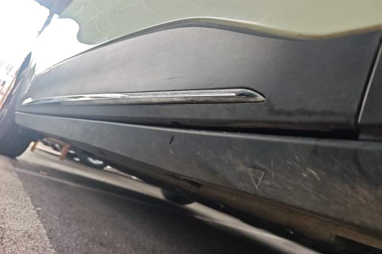 Used Geely Galaxy Geome 2025 310km Dream Edition Right Side Sill