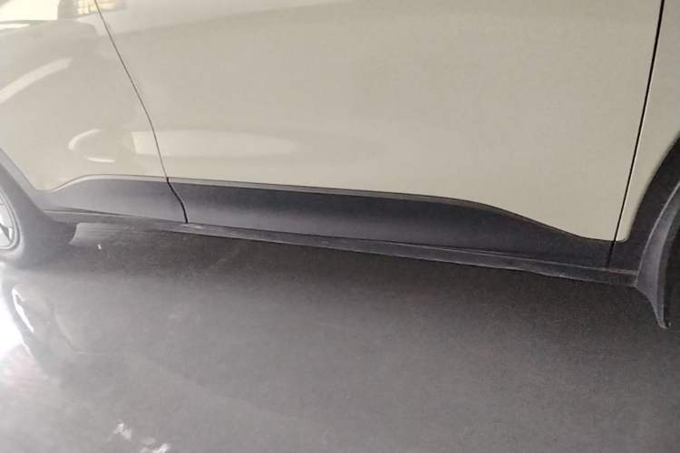 Used Geely Galaxy Geome 2025 310km Youth Edition Right Side Sill