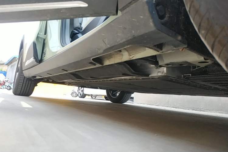 Used Geely Galaxy Geome 2025 310km Dream Edition Right Side Sill