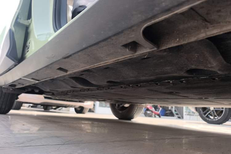 Used Geely Galaxy Geome 2025 310km Youth Edition Right Side Sill